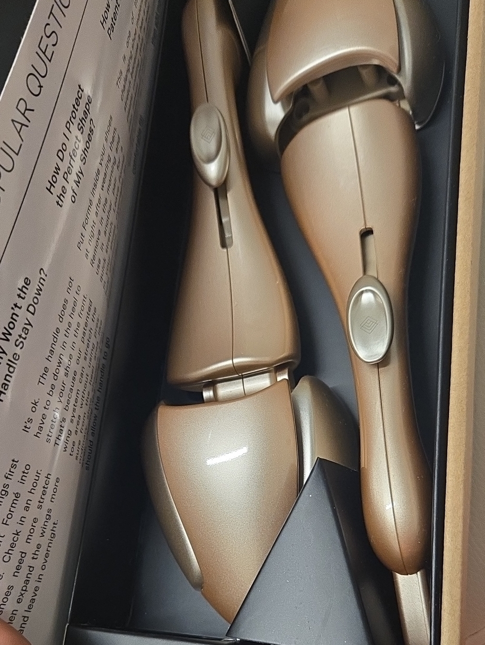 Gold Shoe Shaper (Pair)